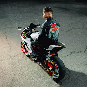 Artem Pivovarov