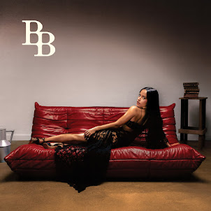 Becky G — Factos